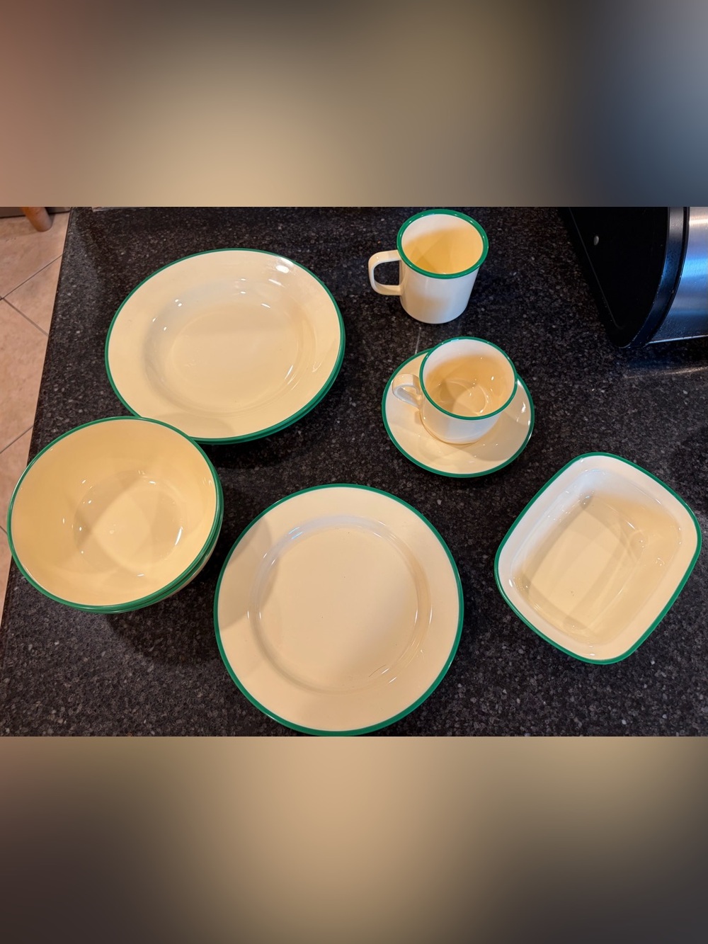 Awaken Senses 10Pc Melamine Dinnerware Set Avocado Green Trim Vintage Style